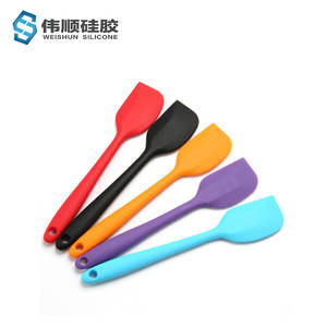 硅膠廚具耐高溫嗎，硅膠廚具知識(shí)分享【行業(yè)百科】